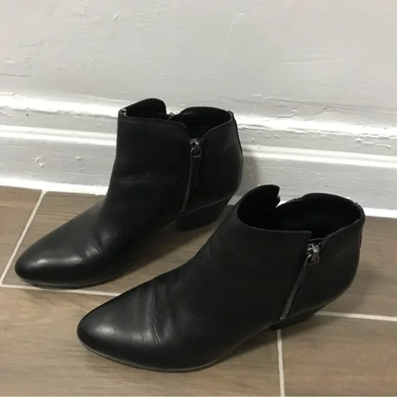 FRYE Judith Zip Bootie Leather Ankle Zip Boot - Picture 2 of 6